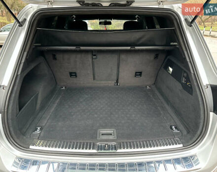 Сірий Фольксваген Туарег, об'ємом двигуна 2.97 л та пробігом 318 тис. км за 17600 $, фото 24 на Automoto.ua