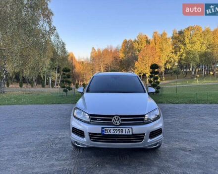 Фольксваген Туарег 2010 в Хмельницком на Automoto.ua Серый Фольксваген Туарег, объемом двигателя 2.97 л и пробегом 317 тыс. км за 15500 $, фото 30 на Automoto.ua