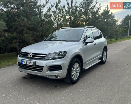 Серый Фольксваген Туарег, объемом двигателя 2.97 л и пробегом 360 тыс. км за 15300 $, фото 8 на Automoto.ua