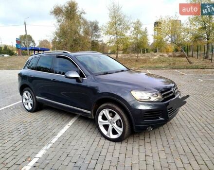 Сірий Фольксваген Туарег, об'ємом двигуна 3 л та пробігом 250 тис. км за 14500 $, фото 4 на Automoto.ua