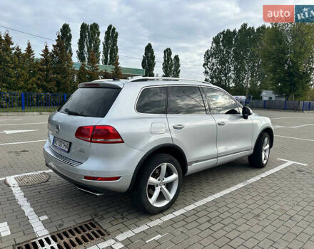 Фольксваген Туарег 2010 в Ковель на Automoto.ua Серый Фольксваген Туарег, объемом двигателя 2.97 л и пробегом 340 тыс. км за 19599 $, фото 2 на Automoto.ua