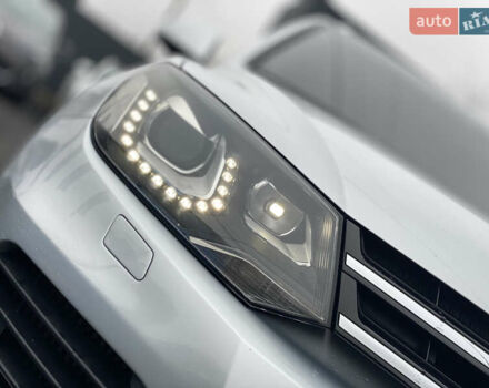 Серый Фольксваген Туарег, объемом двигателя 2.97 л и пробегом 311 тыс. км за 17300 $, фото 31 на Automoto.ua