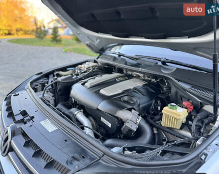 Фольксваген Туарег 2010 в Хмельницком на Automoto.ua Серый Фольксваген Туарег, объемом двигателя 2.97 л и пробегом 317 тыс. км за 15500 $, фото 25 на Automoto.ua