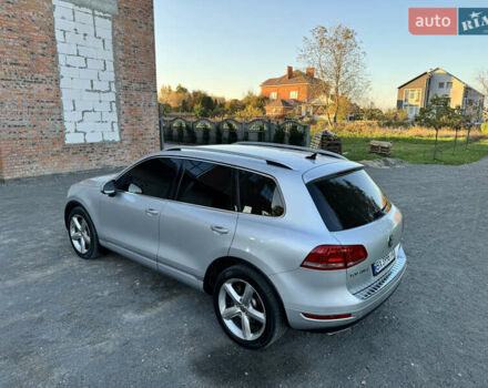 Фольксваген Туарег 2010 в Хмельницком на Automoto.ua Серый Фольксваген Туарег, объемом двигателя 2.97 л и пробегом 317 тыс. км за 15500 $, фото 8 на Automoto.ua