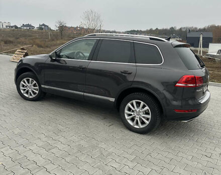 Серый Фольксваген Туарег, объемом двигателя 2.97 л и пробегом 212 тыс. км за 19900 $, фото 5 на Automoto.ua
