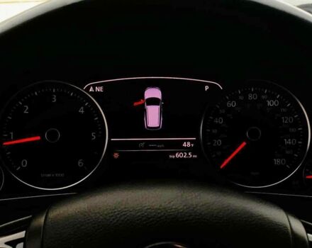 Серый Фольксваген Туарег, объемом двигателя 3 л и пробегом 261 тыс. км за 16500 $, фото 12 на Automoto.ua