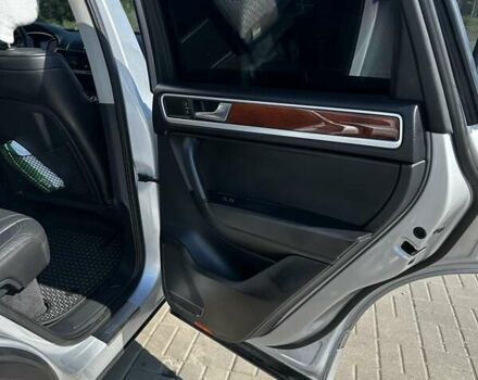 Фольксваген Туарег 2010 в Краматорске на Automoto.ua Серый Фольксваген Туарег, объемом двигателя 3 л и пробегом 310 тыс. км за 18000 $, фото 8 на Automoto.ua