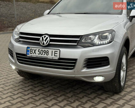 Сірий Фольксваген Туарег, об'ємом двигуна 2.97 л та пробігом 285 тис. км за 15550 $, фото 7 на Automoto.ua