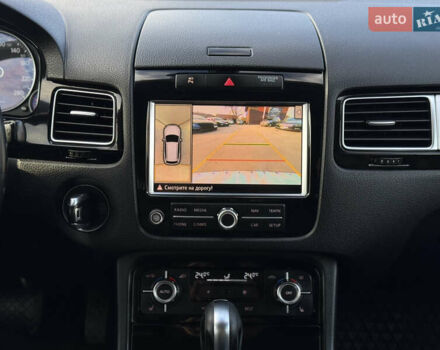 Сірий Фольксваген Туарег, об'ємом двигуна 3 л та пробігом 218 тис. км за 15700 $, фото 14 на Automoto.ua