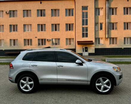 Сірий Фольксваген Туарег, об'ємом двигуна 2.97 л та пробігом 269 тис. км за 16500 $, фото 4 на Automoto.ua