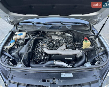 Фольксваген Туарег 2010 в Хмельницком на Automoto.ua Серый Фольксваген Туарег, объемом двигателя 2.97 л и пробегом 317 тыс. км за 15500 $, фото 27 на Automoto.ua