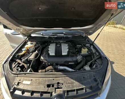 Фольксваген Туарег 2010 в Краматорске на Automoto.ua Серый Фольксваген Туарег, объемом двигателя 3 л и пробегом 310 тыс. км за 18000 $, фото 19 на Automoto.ua