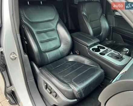 Серый Фольксваген Туарег, объемом двигателя 3 л и пробегом 298 тыс. км за 15500 $, фото 26 на Automoto.ua