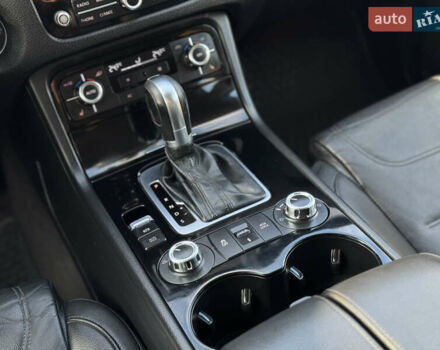 Сірий Фольксваген Туарег, об'ємом двигуна 3 л та пробігом 218 тис. км за 15700 $, фото 16 на Automoto.ua