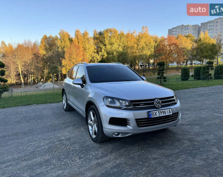 Фольксваген Туарег 2010 в Хмельницком на Automoto.ua Серый Фольксваген Туарег, объемом двигателя 2.97 л и пробегом 317 тыс. км за 15500 $, фото 19 на Automoto.ua