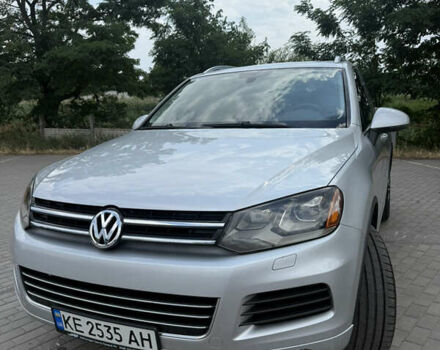 Сірий Фольксваген Туарег, об'ємом двигуна 2.97 л та пробігом 260 тис. км за 17999 $, фото 7 на Automoto.ua