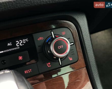 Серый Фольксваген Туарег, объемом двигателя 2.97 л и пробегом 311 тыс. км за 17300 $, фото 89 на Automoto.ua