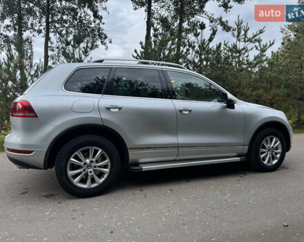 Серый Фольксваген Туарег, объемом двигателя 2.97 л и пробегом 360 тыс. км за 15300 $, фото 23 на Automoto.ua