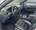 Сірий Фольксваген Туарег, об'ємом двигуна 2.97 л та пробігом 318 тис. км за 19400 $, фото 13 на Automoto.ua