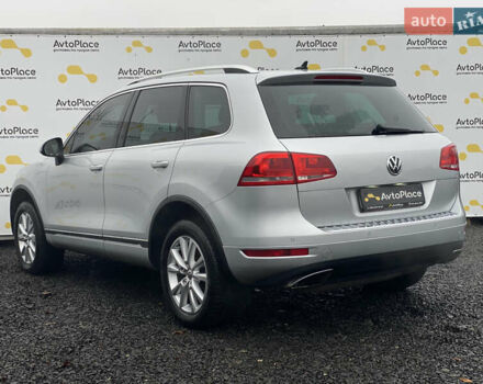 Серый Фольксваген Туарег, объемом двигателя 2.97 л и пробегом 311 тыс. км за 17300 $, фото 21 на Automoto.ua