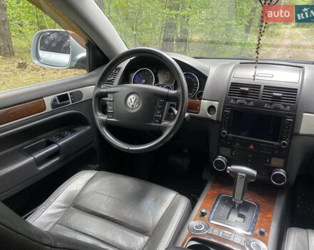 Фольксваген Туарег 2010 в Савране на Automoto.ua Серый Фольксваген Туарег, объемом двигателя 2.97 л и пробегом 210 тыс. км за 13600 $, фото 8 на Automoto.ua