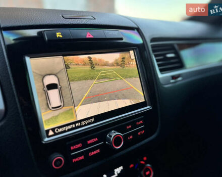 Фольксваген Туарег 2010 в Хмельницком на Automoto.ua Серый Фольксваген Туарег, объемом двигателя 2.97 л и пробегом 317 тыс. км за 15500 $, фото 63 на Automoto.ua