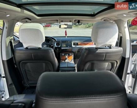 Фольксваген Туарег 2010 в Краматорске на Automoto.ua Серый Фольксваген Туарег, объемом двигателя 3 л и пробегом 310 тыс. км за 18000 $, фото 11 на Automoto.ua