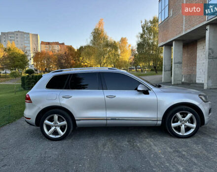 Фольксваген Туарег 2010 в Хмельницком на Automoto.ua Серый Фольксваген Туарег, объемом двигателя 2.97 л и пробегом 317 тыс. км за 15500 $, фото 7 на Automoto.ua