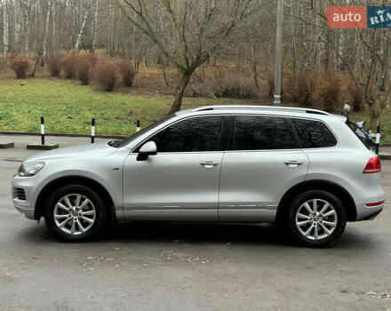 Сірий Фольксваген Туарег, об'ємом двигуна 2.97 л та пробігом 318 тис. км за 17600 $, фото 13 на Automoto.ua