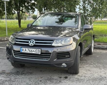 Сірий Фольксваген Туарег, об'ємом двигуна 3 л та пробігом 222 тис. км за 17000 $, фото 1 на Automoto.ua