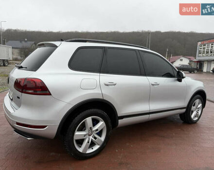Серый Фольксваген Туарег, объемом двигателя 2.97 л и пробегом 210 тыс. км за 17499 $, фото 20 на Automoto.ua