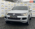 Серый Фольксваген Туарег, объемом двигателя 2.97 л и пробегом 311 тыс. км за 17300 $, фото 6 на Automoto.ua