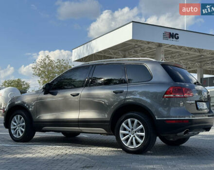 Сірий Фольксваген Туарег, об'ємом двигуна 2.97 л та пробігом 288 тис. км за 17700 $, фото 13 на Automoto.ua