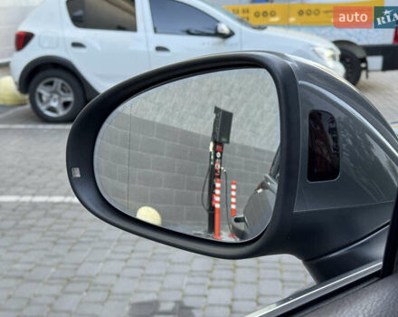 Сірий Фольксваген Туарег, об'ємом двигуна 2.97 л та пробігом 238 тис. км за 18300 $, фото 25 на Automoto.ua