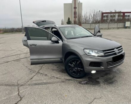 Серый Фольксваген Туарег, объемом двигателя 3.6 л и пробегом 249 тыс. км за 12700 $, фото 13 на Automoto.ua