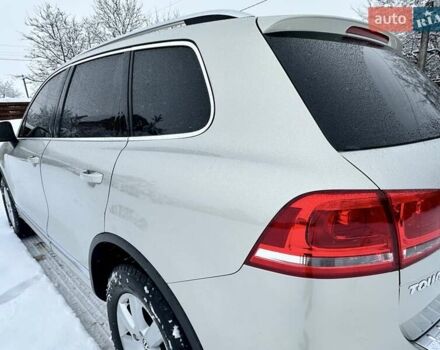 Серый Фольксваген Туарег, объемом двигателя 3 л и пробегом 190 тыс. км за 22700 $, фото 34 на Automoto.ua