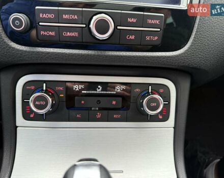 Сірий Фольксваген Туарег, об'ємом двигуна 3 л та пробігом 260 тис. км за 18700 $, фото 62 на Automoto.ua