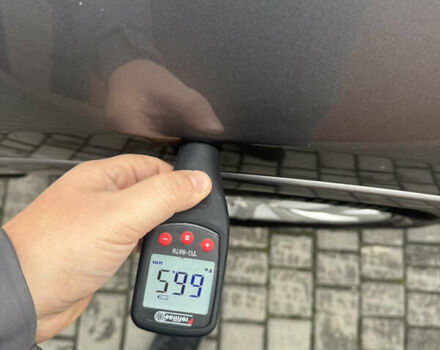 Серый Фольксваген Туарег, объемом двигателя 2.97 л и пробегом 285 тыс. км за 16990 $, фото 53 на Automoto.ua