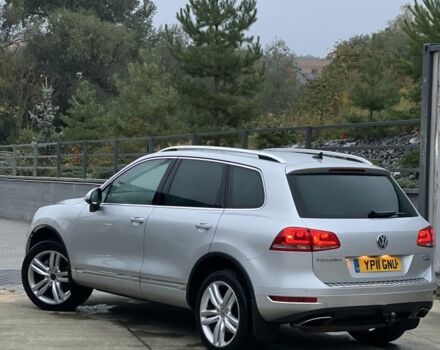 Серый Фольксваген Туарег, объемом двигателя 3 л и пробегом 220 тыс. км за 10750 $, фото 10 на Automoto.ua