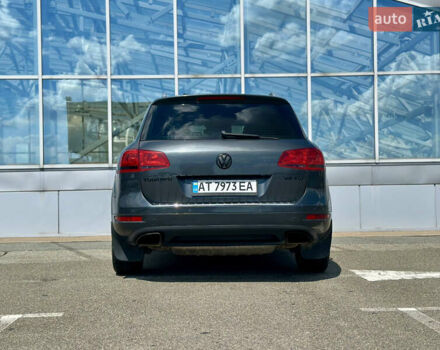 Серый Фольксваген Туарег, объемом двигателя 3 л и пробегом 226 тыс. км за 15490 $, фото 16 на Automoto.ua