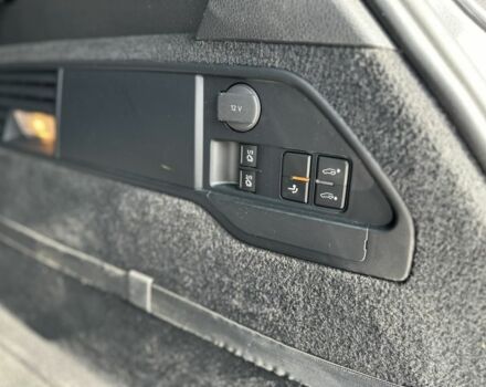 Серый Фольксваген Туарег, объемом двигателя 3 л и пробегом 225 тыс. км за 20000 $, фото 21 на Automoto.ua