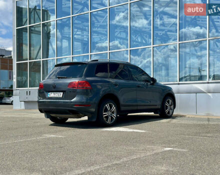 Серый Фольксваген Туарег, объемом двигателя 3 л и пробегом 226 тыс. км за 15490 $, фото 20 на Automoto.ua