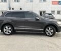 Сірий Фольксваген Туарег, об'ємом двигуна 2.97 л та пробігом 263 тис. км за 15900 $, фото 4 на Automoto.ua