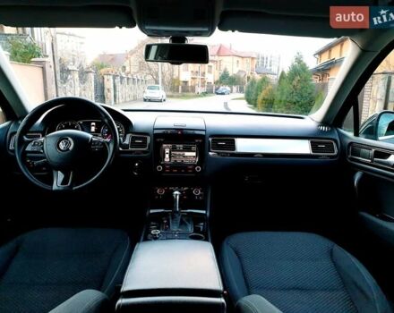 Сірий Фольксваген Туарег, об'ємом двигуна 2.97 л та пробігом 280 тис. км за 15769 $, фото 44 на Automoto.ua