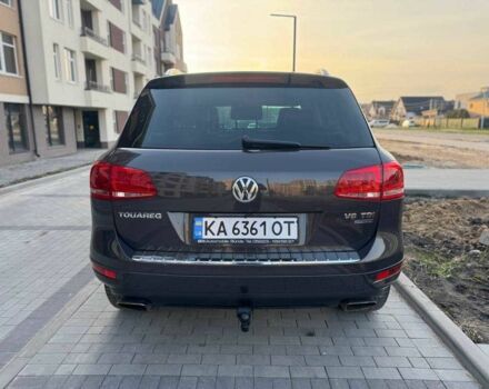 Серый Фольксваген Туарег, объемом двигателя 3 л и пробегом 189 тыс. км за 21500 $, фото 5 на Automoto.ua