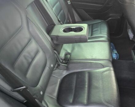 Серый Фольксваген Туарег, объемом двигателя 3 л и пробегом 238 тыс. км за 2248 $, фото 6 на Automoto.ua