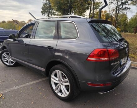 Серый Фольксваген Туарег, объемом двигателя 3.6 л и пробегом 192 тыс. км за 15200 $, фото 4 на Automoto.ua