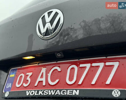 Сірий Фольксваген Туарег, об'ємом двигуна 3 л та пробігом 298 тис. км за 18500 $, фото 30 на Automoto.ua