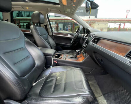 Сірий Фольксваген Туарег, об'ємом двигуна 3.6 л та пробігом 241 тис. км за 14600 $, фото 8 на Automoto.ua