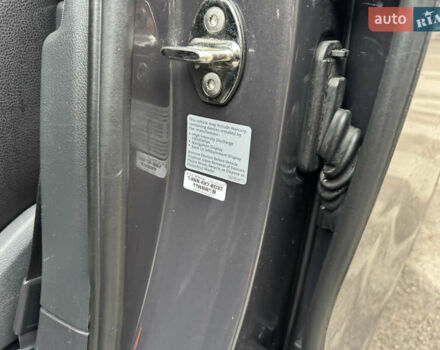 Серый Фольксваген Туарег, объемом двигателя 3 л и пробегом 260 тыс. км за 16700 $, фото 39 на Automoto.ua